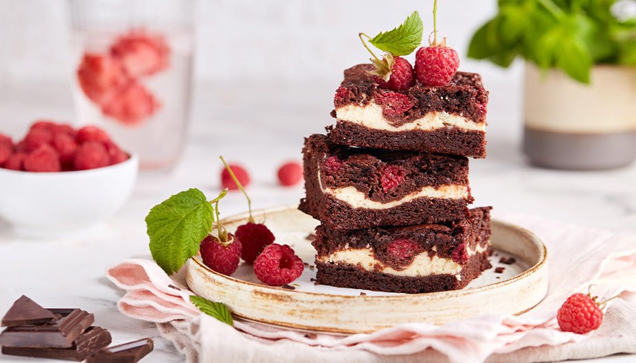Chocolate Raspberry Cheesecake: Chocolate RESTORE Smoothie